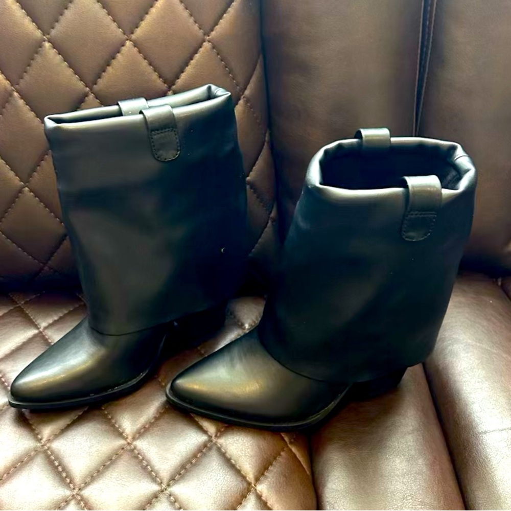 Black boots